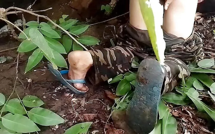 Gangbang straight: Katrina Kaif Ass Licking Tribute by Saraleona in Jungle