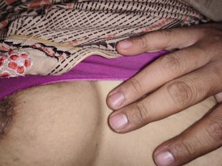 Soniya Singh: Milf follame y chupa polla