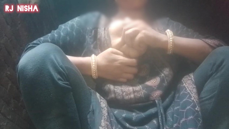 RJ NISHA: देसी आरजे निशा भाभी उंगलियों से हस्तमैथुन करती है भाग 1