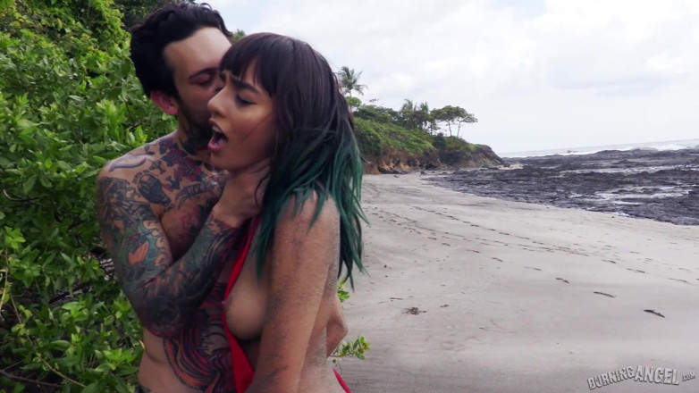 Burning Angel: BurningAngel - Janice Griffith fucking small hands on vacation