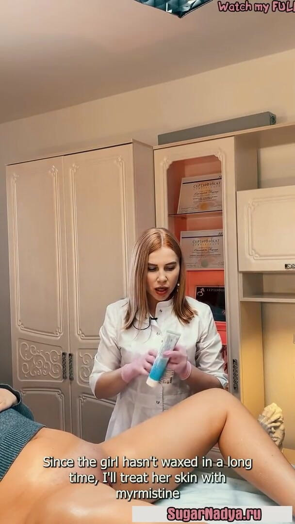 SugarNadya: Epilare adâncă în bikini feminină, pizdă suculentă