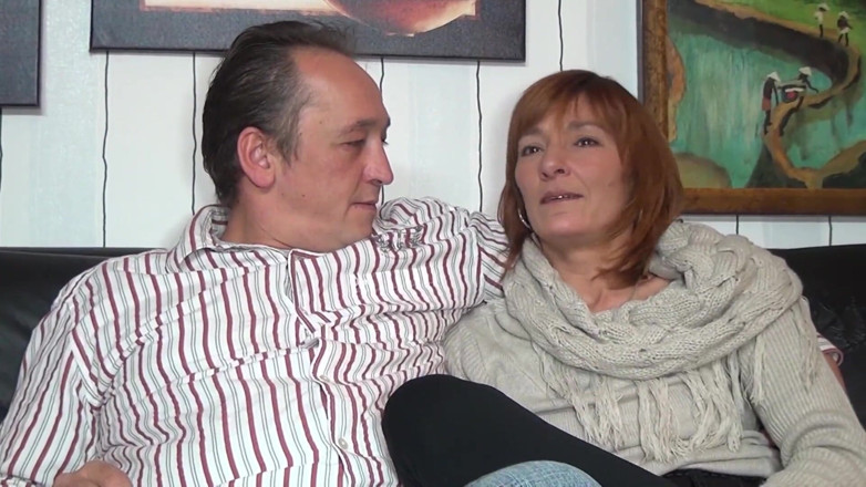 Swinger Friends Germany: Fuck threesome with 2 mindless girls
