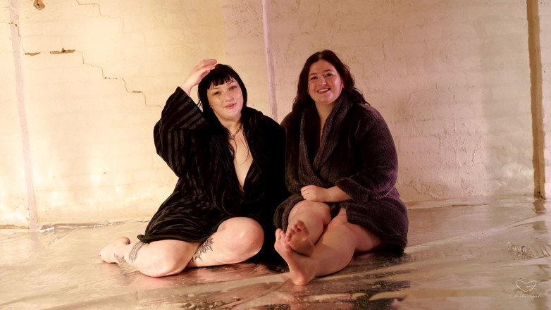 CharlieForde: 采访：emberly Adams、celeste Noir的女潮吹