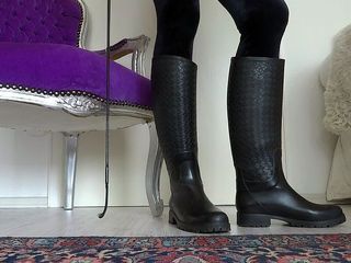Lady Victoria Valente: Wellington&#039;s Mistress - Cum on my rubber boots