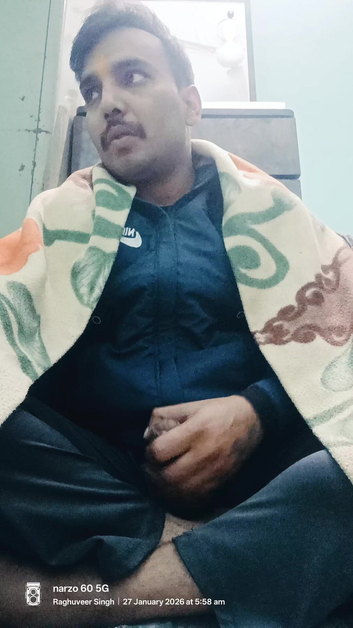 Rajasthani-old-lover: 인도 게이 장교