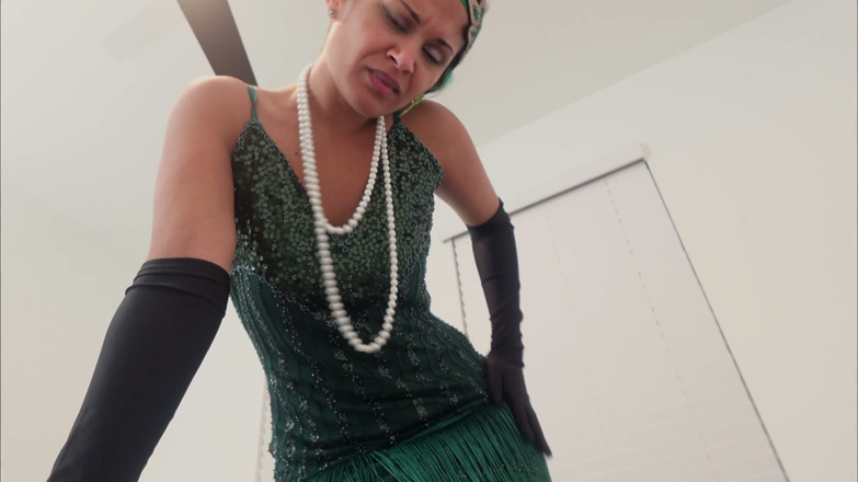 Kink in Time: Calissa gigante dos anos 20