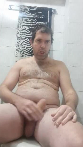 Mirko2589: Masturbazione di un grosso cazzo