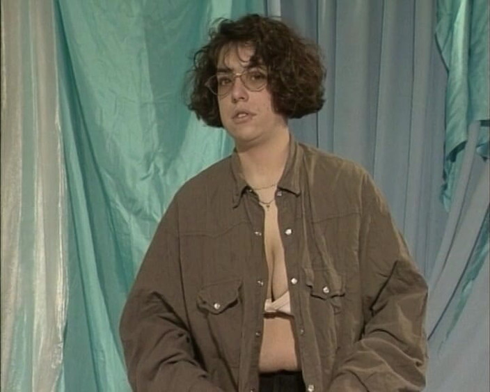 YOUR FIRST PORN: 非常非常害羞的业余巴布西