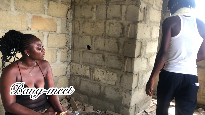 Bang-meet: 미완성 건물에서 낯선 자를 만나다