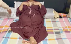 Beautiful Indian Muslim Hijabi Wife's Sensual Love Making!