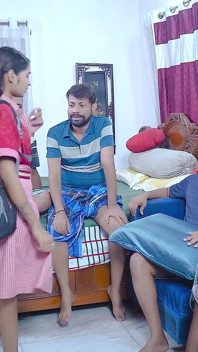 Desi Indian Horny College Girl Vs All Tharki Uncles dan Berbilang Pancutan Muka Di Mukanya ( Filem Penuh Dalam Audio Hindi )