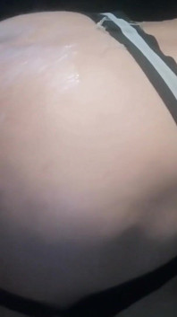 Due buchi, una macchina del sesso