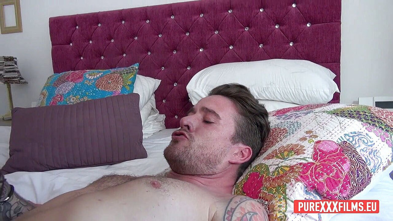 Pure XXX Hardcore: Eva Johnson blir knullad av Luke Hotrod