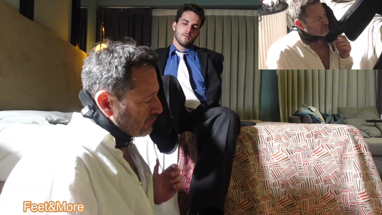 Fer All for pleasure: Chaussettes transparentes de Boss Worship Sub Fer