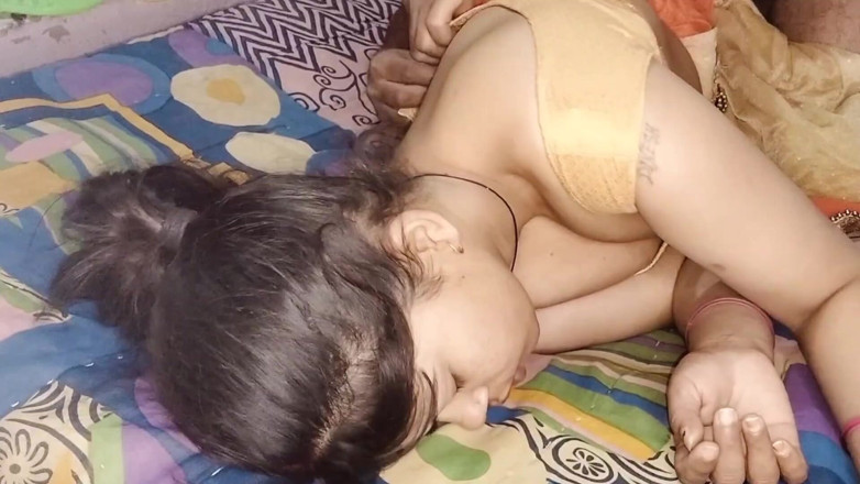 Sexy Girlfriend Girl: Stepdaughter Wants My Big Cock with Kissing (hindi Audio)