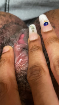 Showing Pussy