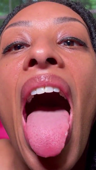 Büyük Zenci Için Ahegao