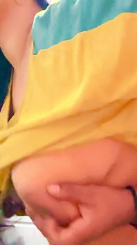 Desi bhabhi Devar passione hardcore video hindi completo