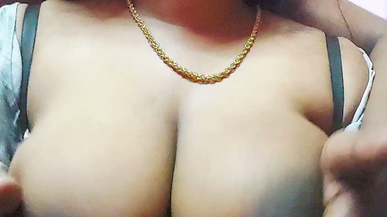 Divya Kaur: Fucking a Desi Stepsister - New Indian Hot Sex Video Release