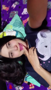 สาววัยรุ่นลาตินน่ารัก