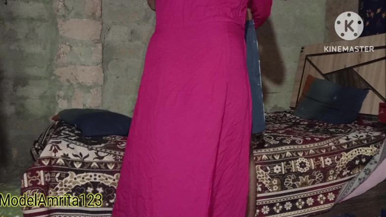 Amrita3: Ateşli Hintli desi üvey üvey erkek kardeş ve üvey üvey kız kardeş ateşli seks
