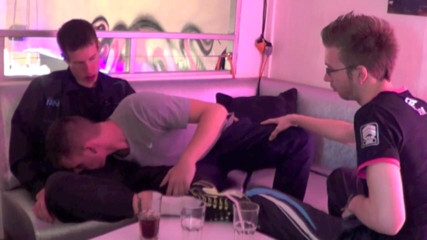 TWINKS TWINKS TWINKS: Seaker party with 3 sexy twinks