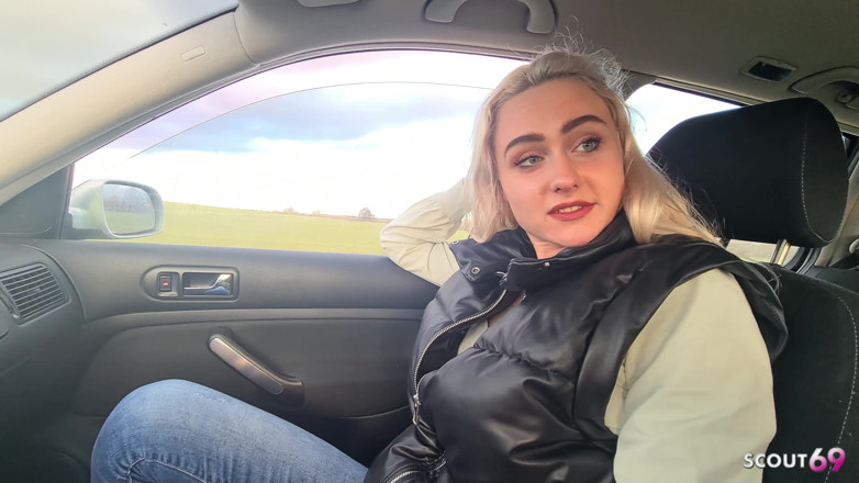 Scout69: Alemã loira caroneira pega e recebe arriscado pov ao ar...