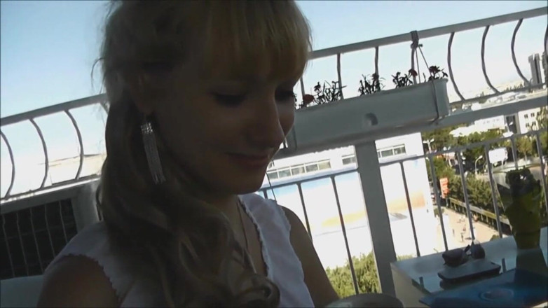 Angel The Dreamgirl: Seu café, por favor...