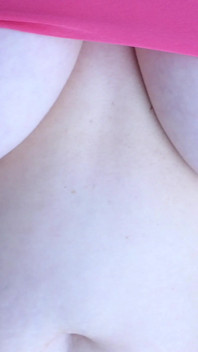 Idealne naturalne duże cycki owłosione milf