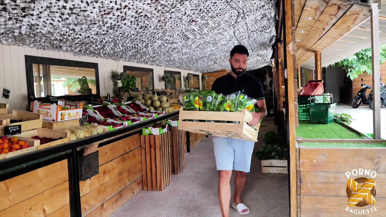 Porno Baguette: Pam piękna blond zostaje zerżnięta naprawdę mocno