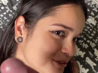 Ragnar Blanc: Cute and Submissive Girlfriend Giving a Deep and Sloppy Blowjob...