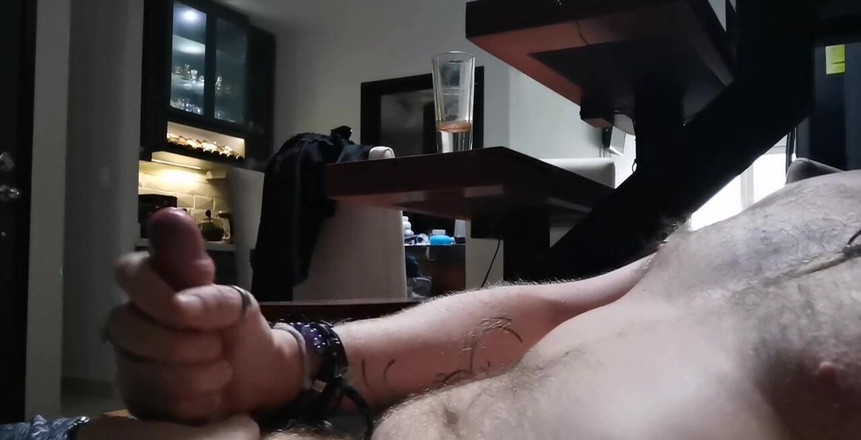 Dirty Talking Guy: Yakın çekim yarak oyunu