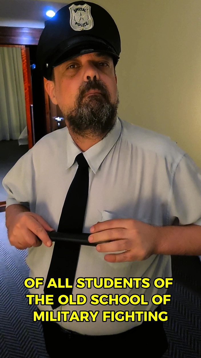 Punchbagplz: Bear cop bakış açısı - ibadet ve hakimiyet