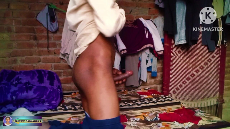 Contentformation2: 德西村民英俊的男孩青少年内容形成 2