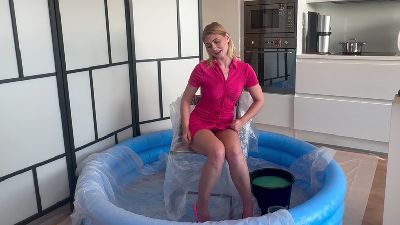 Projectwam: Georgia brown lagi asik bugil atau main meriam!