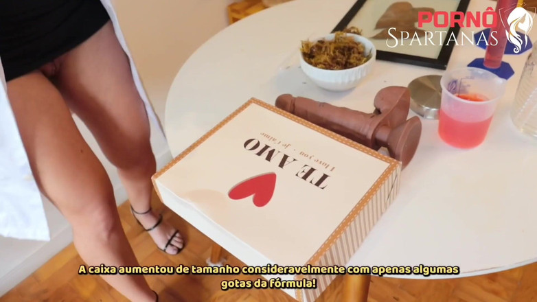 Porno Spartanas: Schat, ik heb je lul verkleind