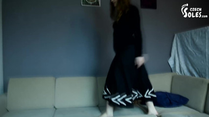 Czech Soles - foot fetish content: Úžasné holé nohy nezbedné mladé dívky!