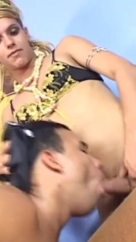 Idealny transseksualny gang-bang w Rio de Janeiro - Brazylia