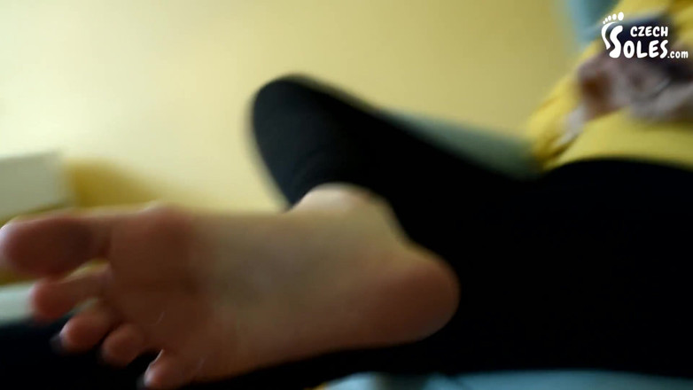 Czech Soles - foot fetish content: Model kaki bosan selama karantina