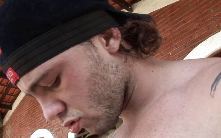 Male Dream: Muscle latin dudes suck and fuck outdoors