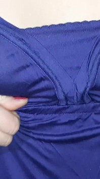 Mmm. Bu kadının ne kadar seksi bir amcığı var