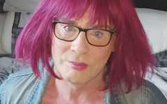 Juniperberi29: Keseronokan seluar ketat dan cambuk 6.2.2023