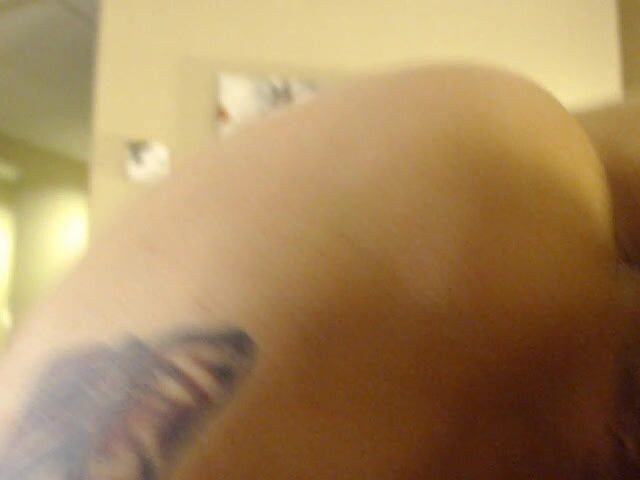 Anna Bell Peaks: 美丽的女同性恋者以69姿势舔舐