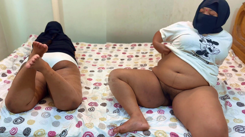 Aria Mia: Arabische grote kont hete stiefdochter &amp; stiefmoeder bed delen in hotel -...