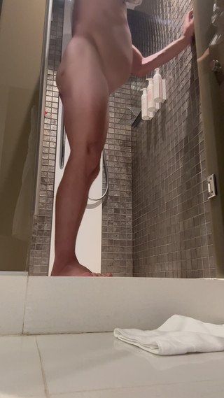 cd_aysemmm: Moja ciężarna ciocia kąpie się