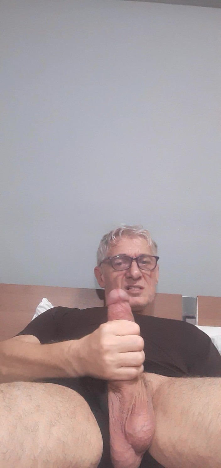 Big uncut hard cock: Grande polla monstruo la masturbación