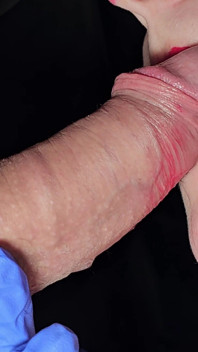 The Best Pig Mouth Close-up Smoking, Beautiful Oral Lip Cream and Huge Banging in a Moving Comb (red Lipstick)