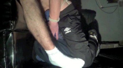 Sneaker gay: Twink suck top sneaker in backroom