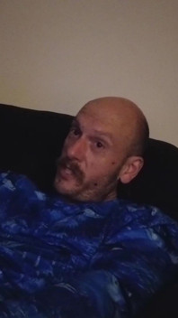 Brattige devote melody lutscht großen weißen schwanz ihres meisters Daddy Kyle