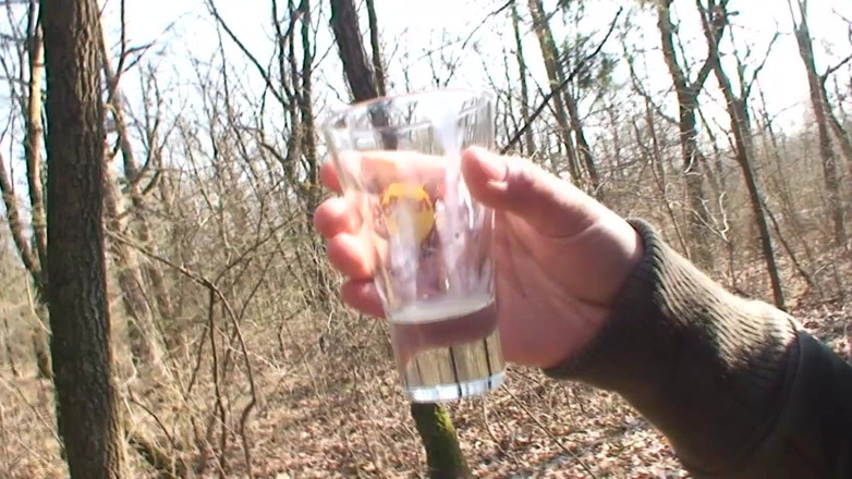 Facial flavor: グラスから精液を飲む